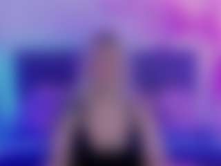 Live cam show with JoannLowe - Normal on Gym Cam Girls