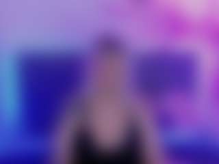 Live cam show with JoannLowe - Bald on slutload