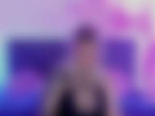 Live cam show with JoannLowe - Average on Camsoda