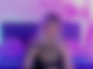 Live-camshow met JoannLowe - Nipple Piercings op Camsoda