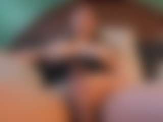 shannel-queen's Live Sex Cam Show