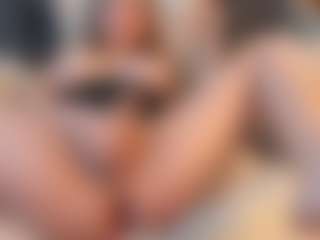 shannel-queen's Live Sex Cam Show