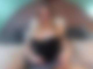 shannel-queen's Live Sex Cam Show