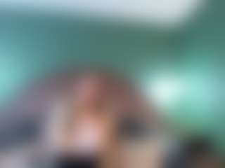 Live cam show with shannel-queen - White on Camsoda | colombia