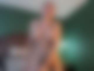 Live cam show with shannel-queen - Orgasm on wildcum.com