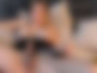 Live cam show with shannel-queen - White on Uber Horny | colombia