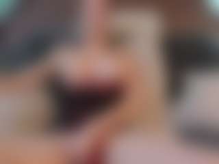 Live cam show with shannel-queen - Tease on liverealitysex.com