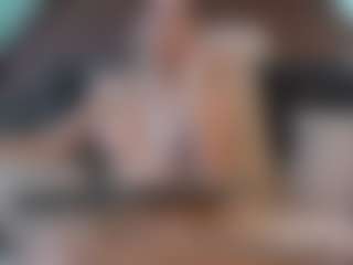 shannel-queen's Live Sex Cam Show