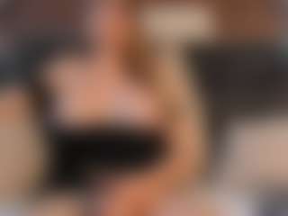 Live cam show with shannel-queen - Brown Eyes on Soda Cam