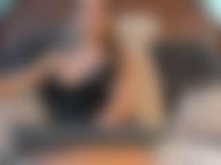 shannel-queen's Live Sex Cam Show