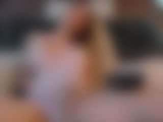 shannel-queen's Live Sex Cam Show