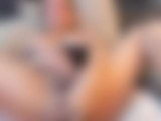 shannel-queen's Live Sex Cam Show