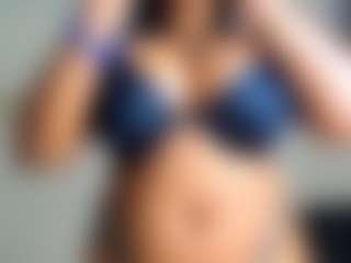 Live cam show with RiyaPolo - Blowjob Mature on Chatstar