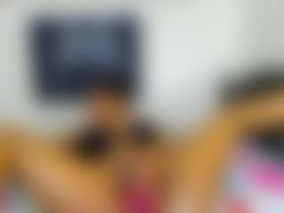 Live cam show with RiyaPolo - Big Tits Mature on Uber Horny
