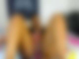 Live cam show with RiyaPolo - Big Tits on Uber Horny