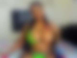 Live cam show with RiyaPolo - Italian Mature on CamClone | kenya