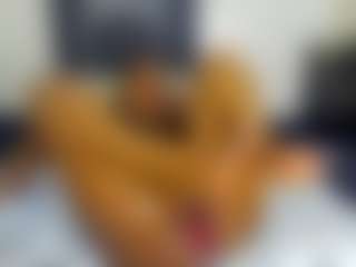 Live cam show with RiyaPolo - Strip Mature on Camsoda