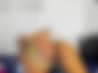 RiyaPolo's Live Sex Cam Show
