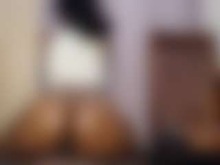 Live cam show with cupcakexglossy - Ebony on TastyBlacksLive | kenya