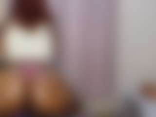 Live cam show with cupcakexglossy - Ebony on Camsoda | kenya