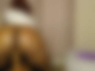 Live cam show with cupcakexglossy - Tease Ebony on Streamer API | kenya