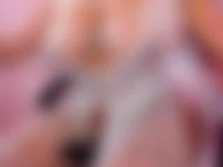 Madeleine Summer's Live Sex Cam Show