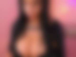 Madeleine Summer's Live Sex Cam Show