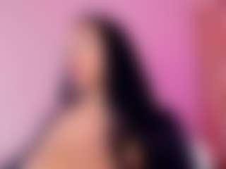 Live cam show with Madeleine Summer - Oil on StripNow