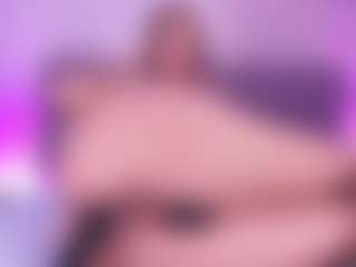 Live cam show with valery-ss - Bedroom on Milfs Live
