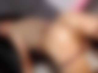 Live cam show with Veroniika-Gill - Tease on Mixed Magazine Live