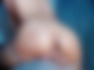 Veroniika-Gill's Live Sex Cam Show