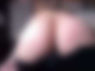 Live cam show with Wendy-sweett - Toys on luckytryst.com