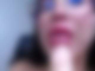 Live cam show with Wendy-sweett - Blowjob on Gym Cam Girls
