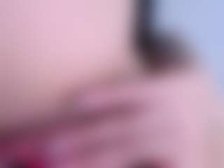 Live cam show with Wendy-sweett - Lovense on Dolls Live