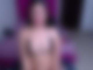 Live cam show with Wendy-sweett - Small Tits on Dare Cams