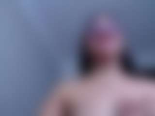 Live cam show with Wendy-sweett - Twerk on Free Soda