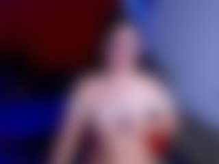 Live cam show with CherryLips - Small Tits on TeamSkeetLive