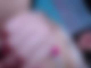Live cam show with CherryLips - Twerk on TeamSkeetLive
