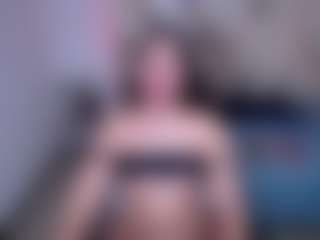 CherryLips's Live Sex Cam Show
