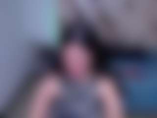 Live cam show with CherryLips - Twerk on Livezox