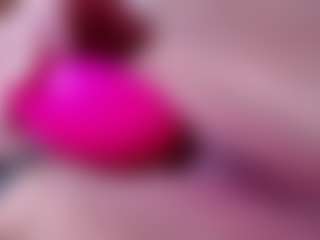 CherryLips's Live Sex Cam Show