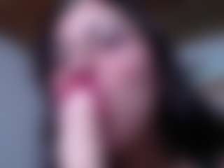 CherryLips's Live Sex Cam Show