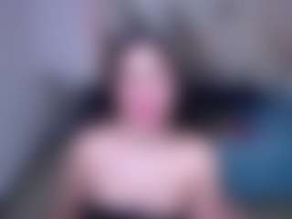 Live cam show with CherryLips - Cosplay Lovense on Livezox