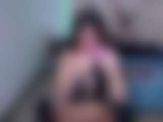 CherryLips's Live Sex Cam Show