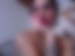 CherryLips's Live Sex Cam Show