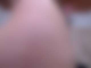 CherryLips's Live Sex Cam Show