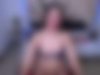 Live cam show with CherryLips - Latina on Camsoda | colombia