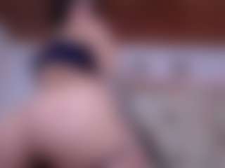CherryLips's Live Sex Cam Show