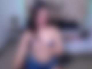 CherryLips's Live Sex Cam Show