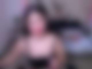 CherryLips's Live Sex Cam Show